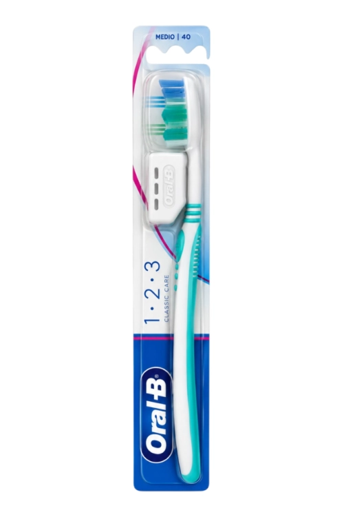 Szczoteczka manualna Oral-B Classic Care Włosie Średnie - 1 szt..png